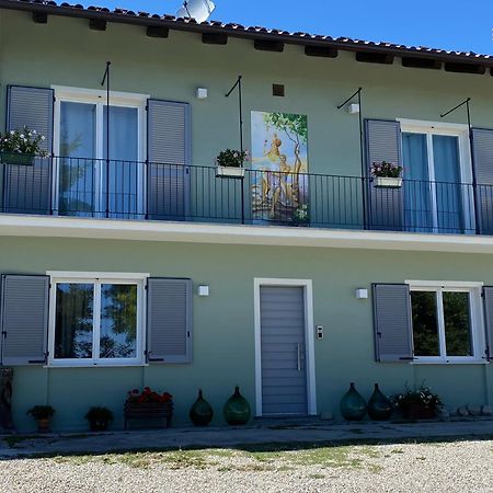 Moncrivel Rooms & Relax Benevello Exterior photo