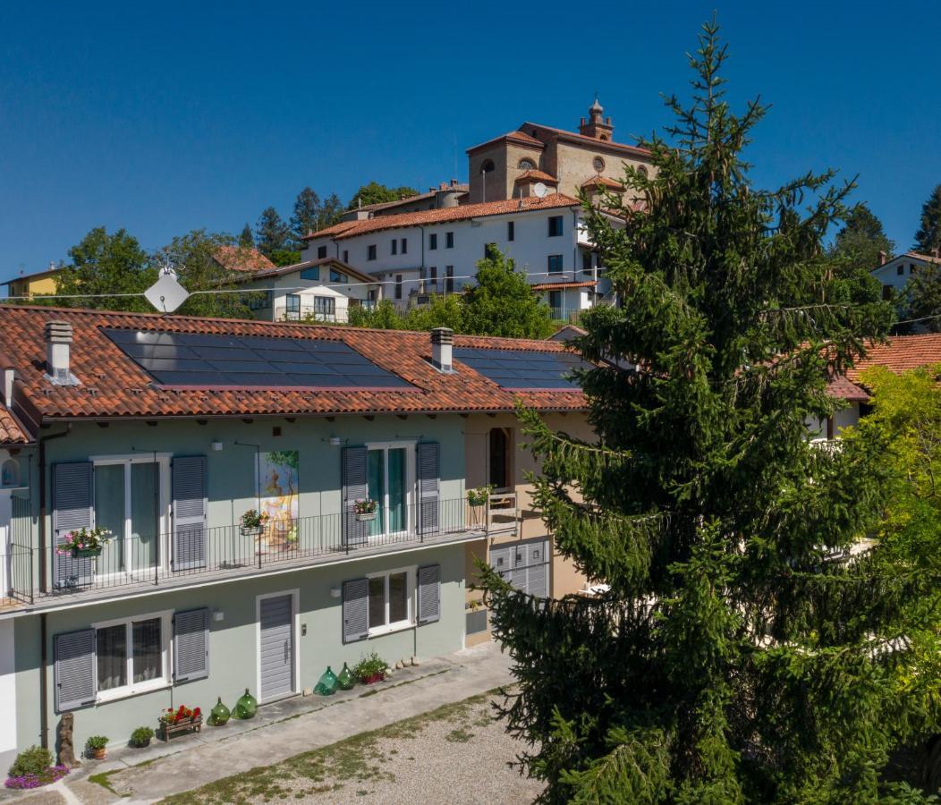 Moncrivel Rooms & Relax Benevello Exterior photo