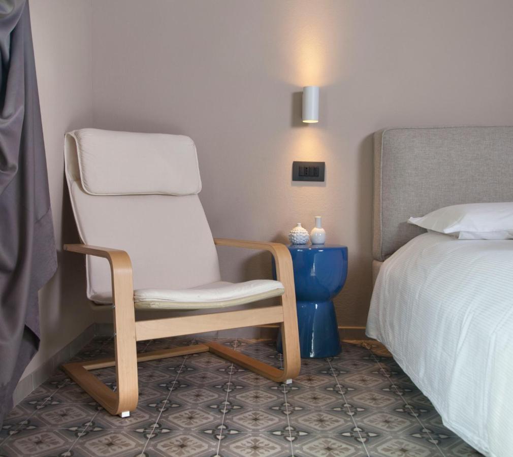 Moncrivel Rooms & Relax Benevello Exterior photo