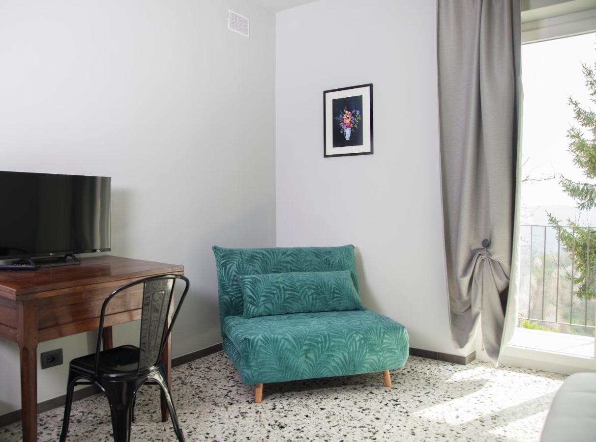 Moncrivel Rooms & Relax Benevello Exterior photo