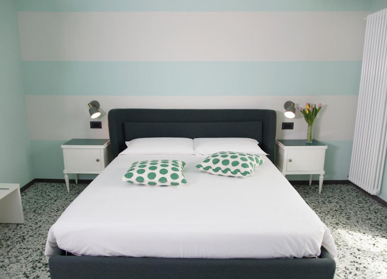 Moncrivel Rooms & Relax Benevello Exterior photo